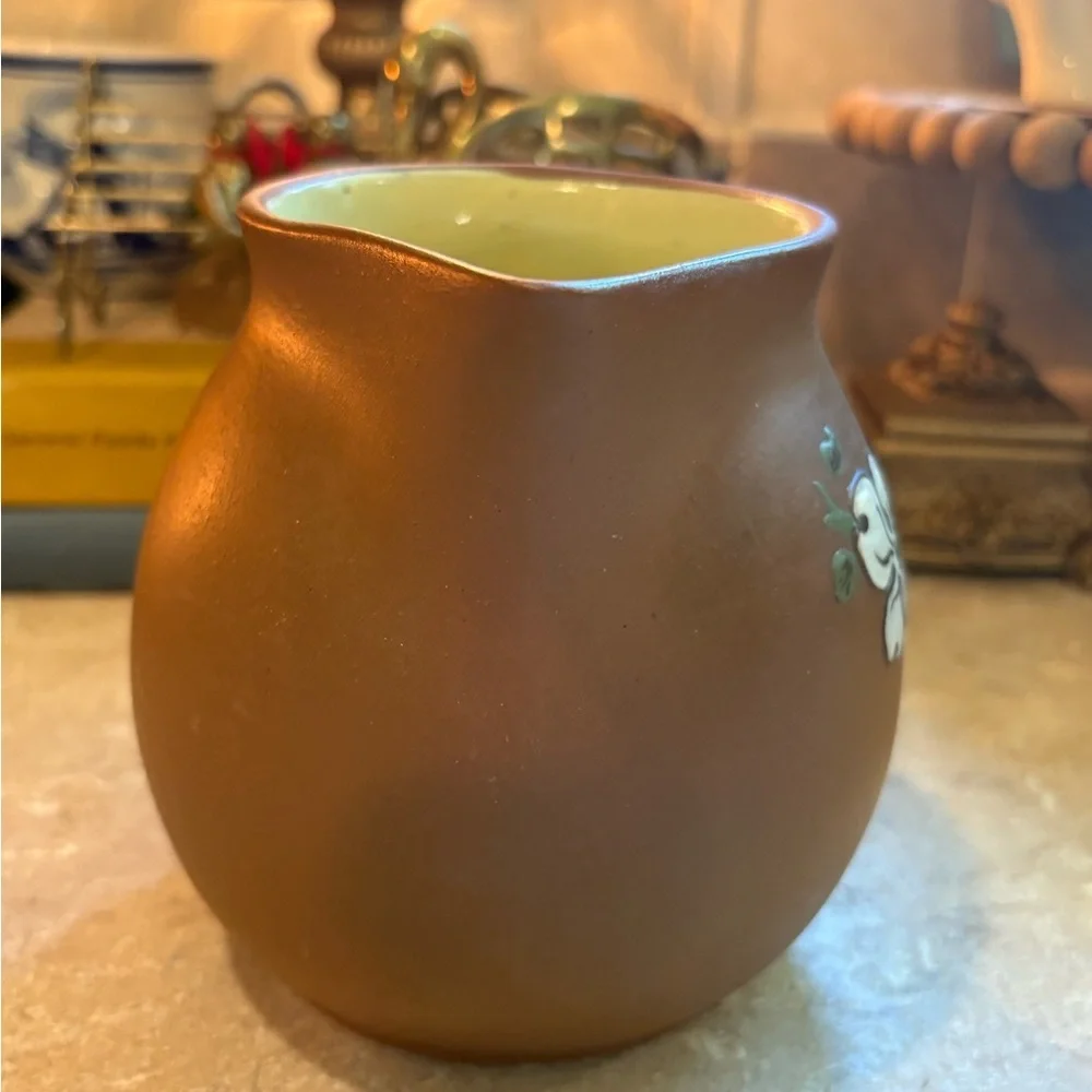 Pigeon Forge Pottery, Tenn. Handmade Brown Studio Pottery Pitcher w/ Flowers